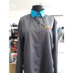 Camasa restaurant in doua culori