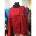 Tunica rosie cu guler negru