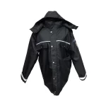 Geaca neagră , model cu glugă detașabilă