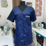 Bluză curățenie bleumarin , model cu nasturi